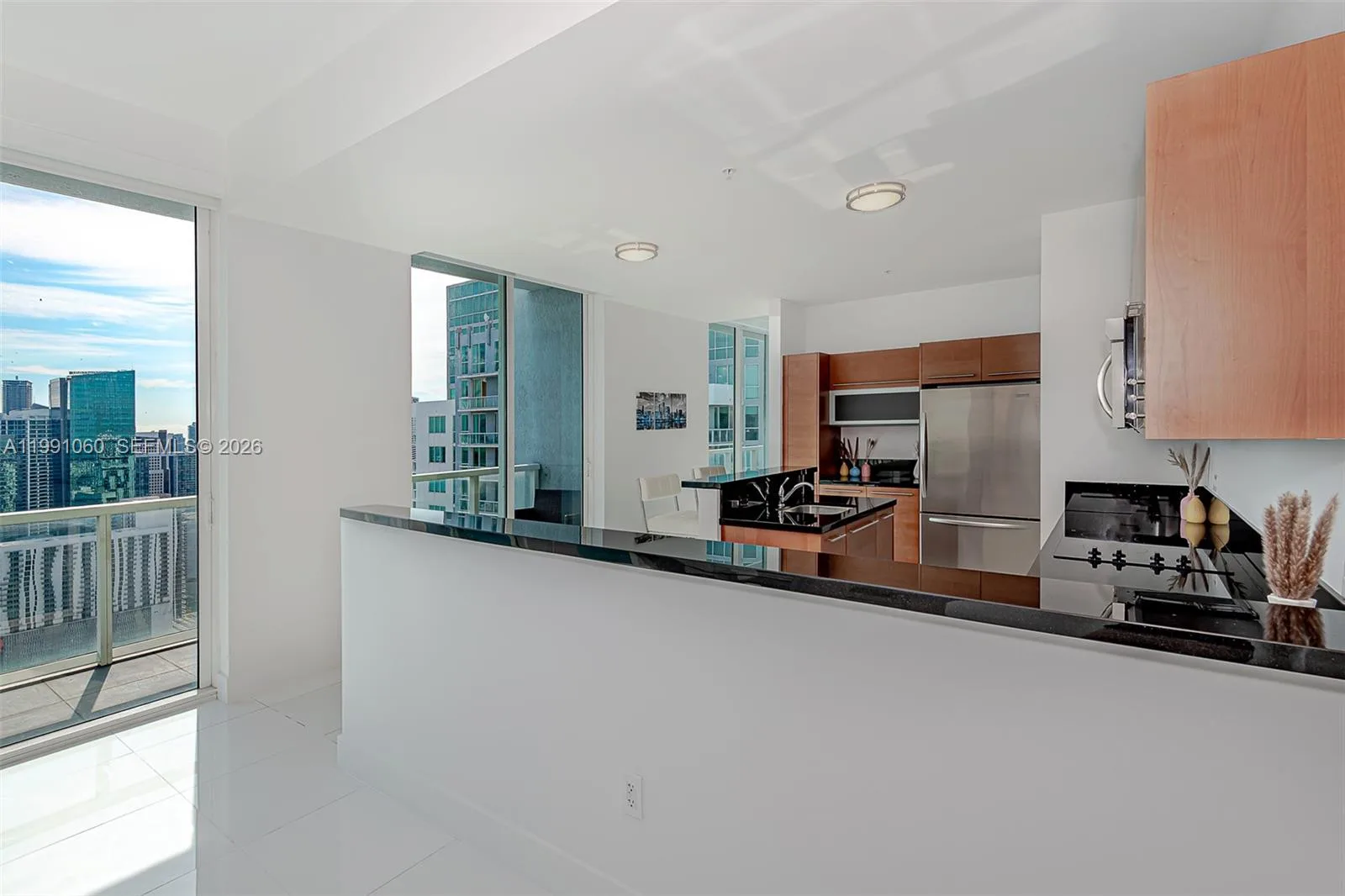 244 Biscayne Blvd # UPH-4907, Miami, FL 33132 photo 11