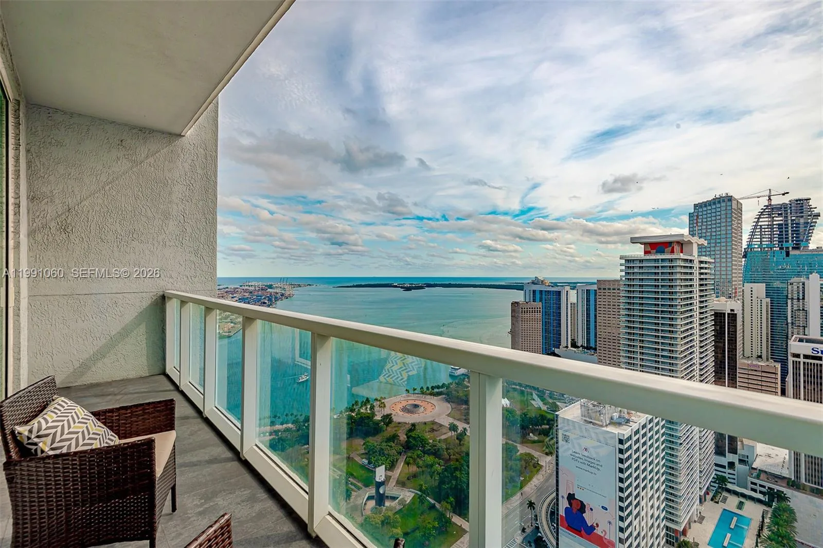 244 Biscayne Blvd # UPH-4907, Miami, FL 33132 photo 5