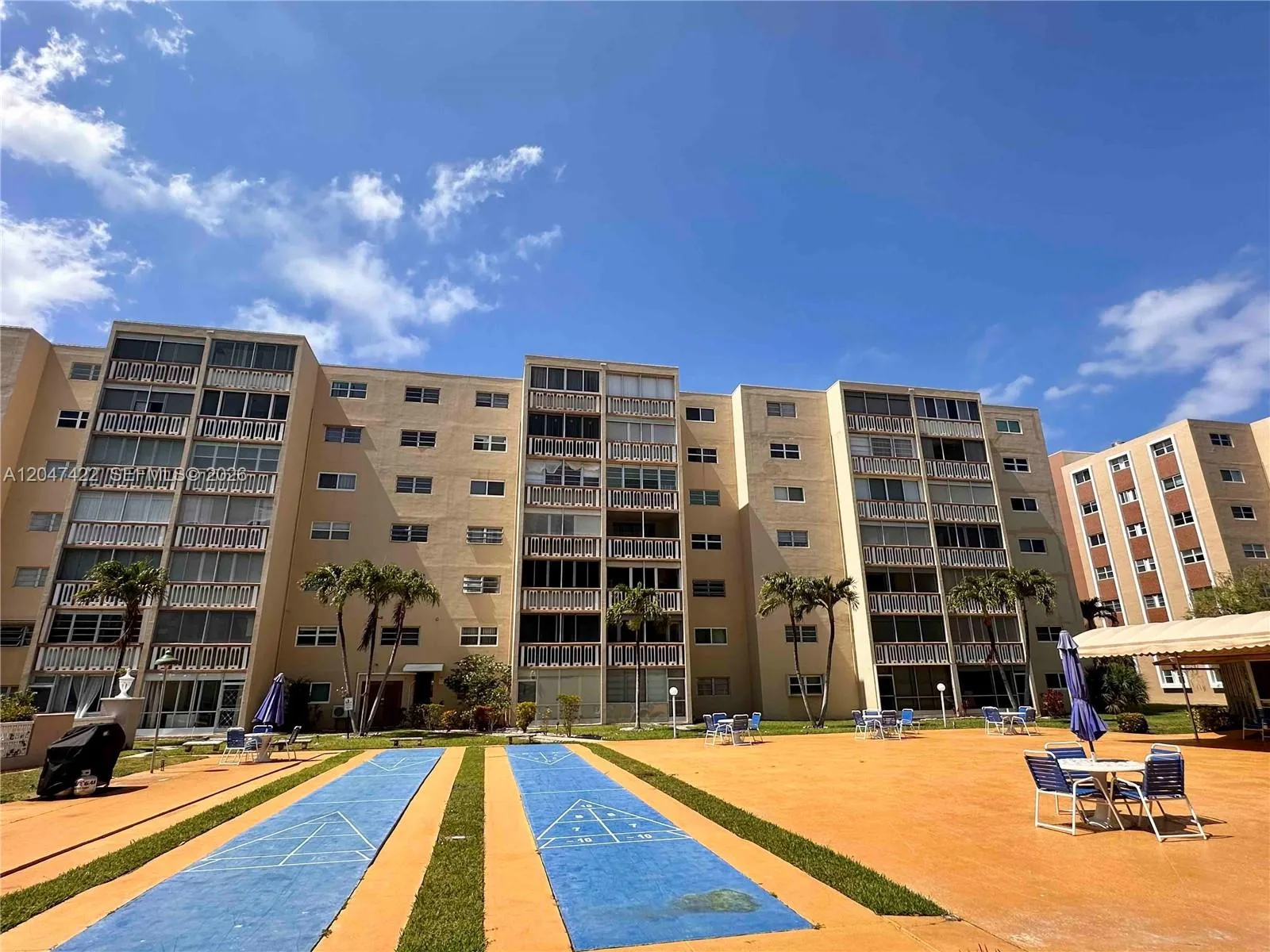 500 NE 12th Ave # 705, Hallandale Beach, FL 33009 photo 11