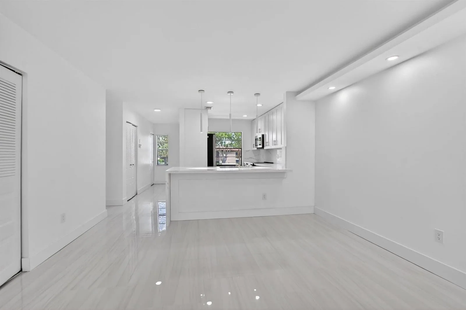 9272 Vista Del Lago # 28F, Boca Raton, FL 33428 photo 11