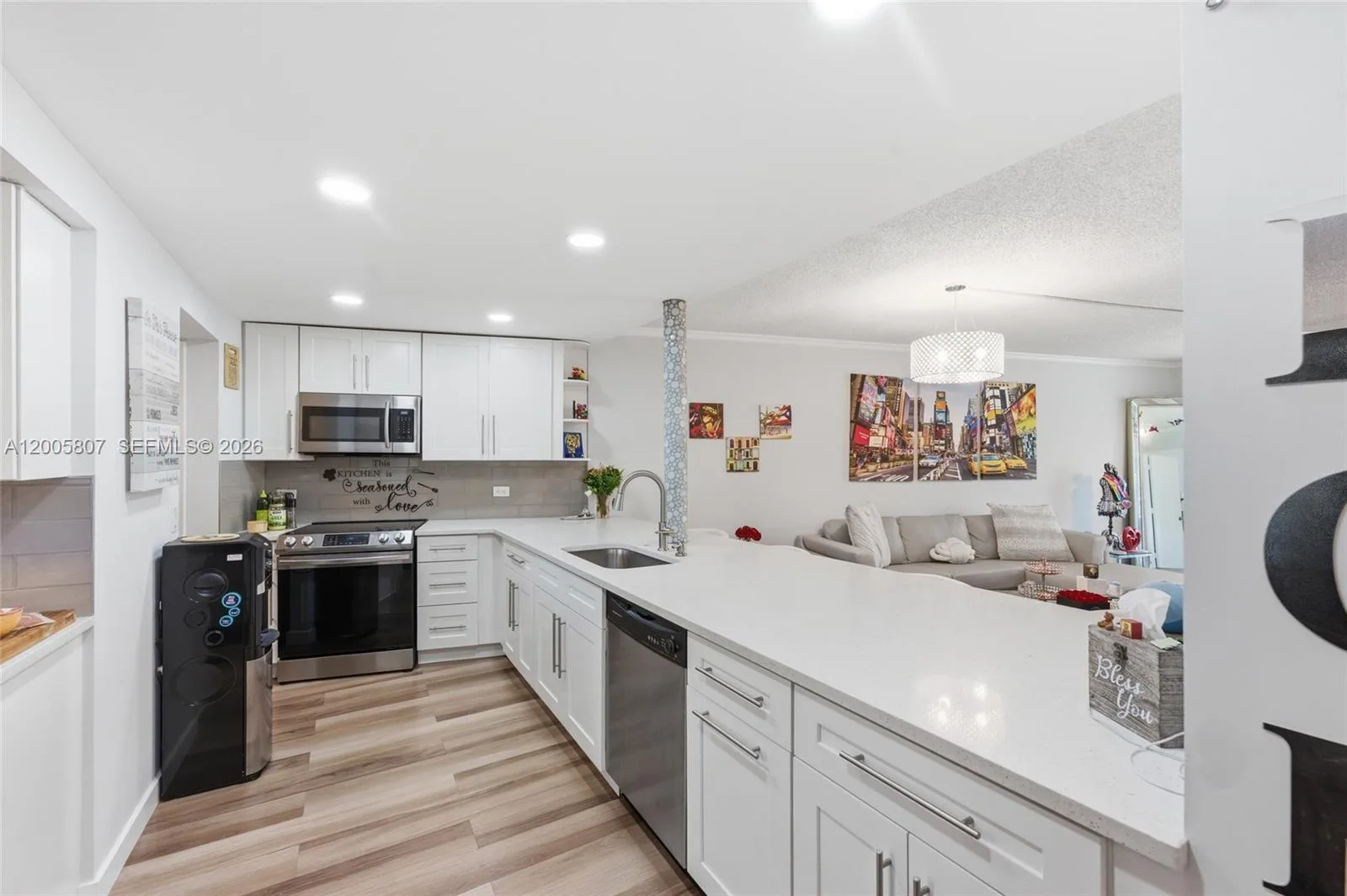 625 Oaks Dr # 304, Pompano Beach, FL 33069 photo 7