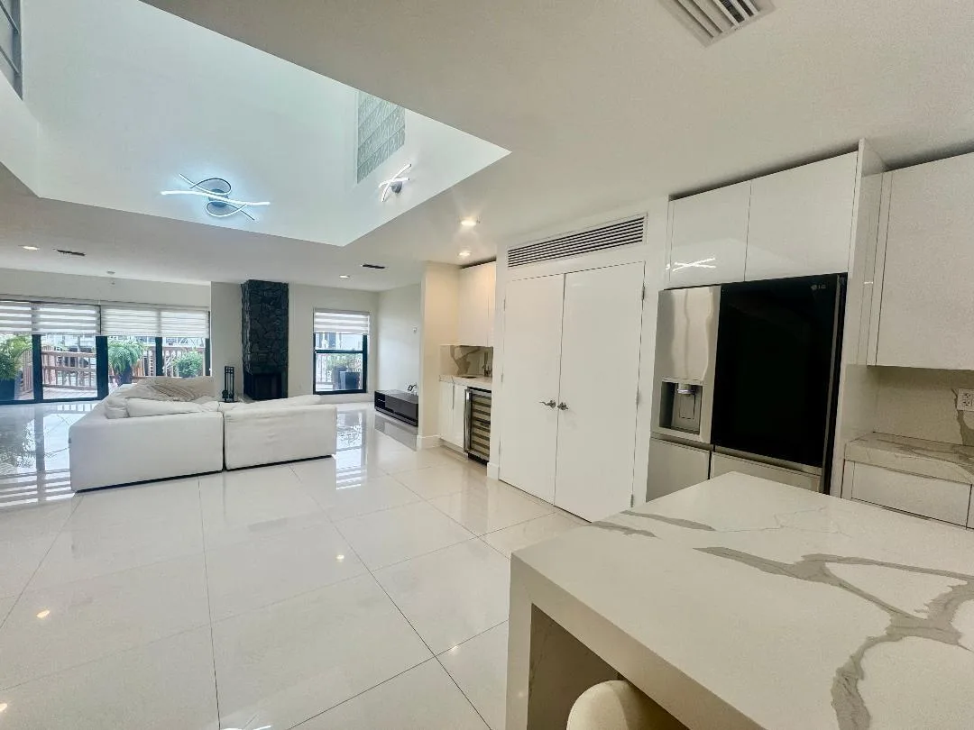 1127 BOCA COVE Lane, Highland Beach, FL 33487