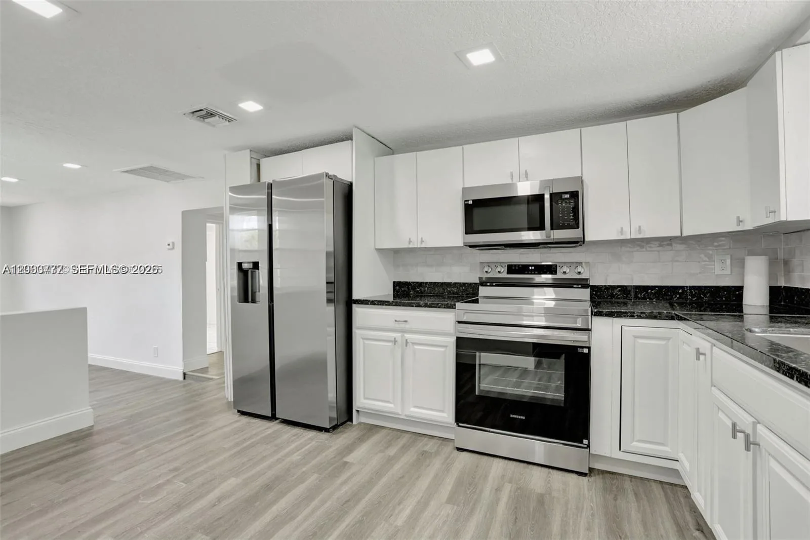 2701 NW 18th Ter # A, Oakland Park, FL 33311 photo 4