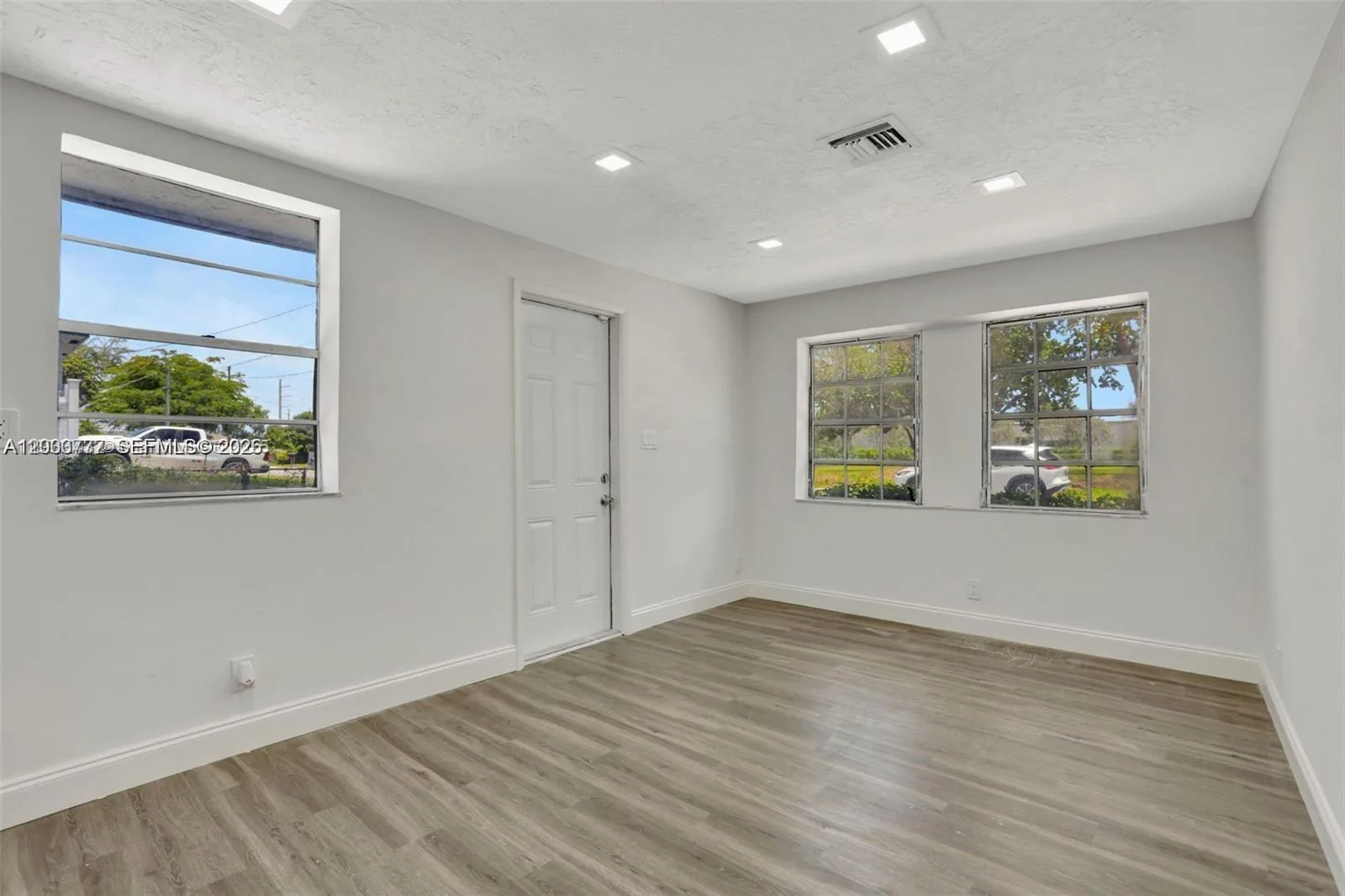 2701 NW 18th Ter # A, Oakland Park, FL 33311 photo 8
