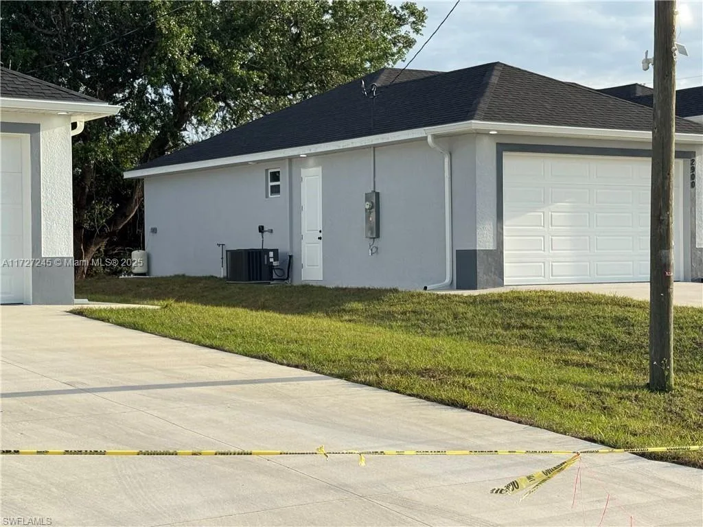 2900 49th ST SW, Lehigh Acres, FL 33976 photo 3