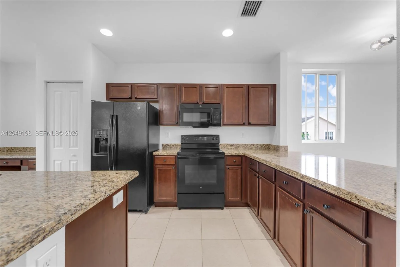 27021 SW 140th Path # 27021, Homestead, FL 33032 photo 8
