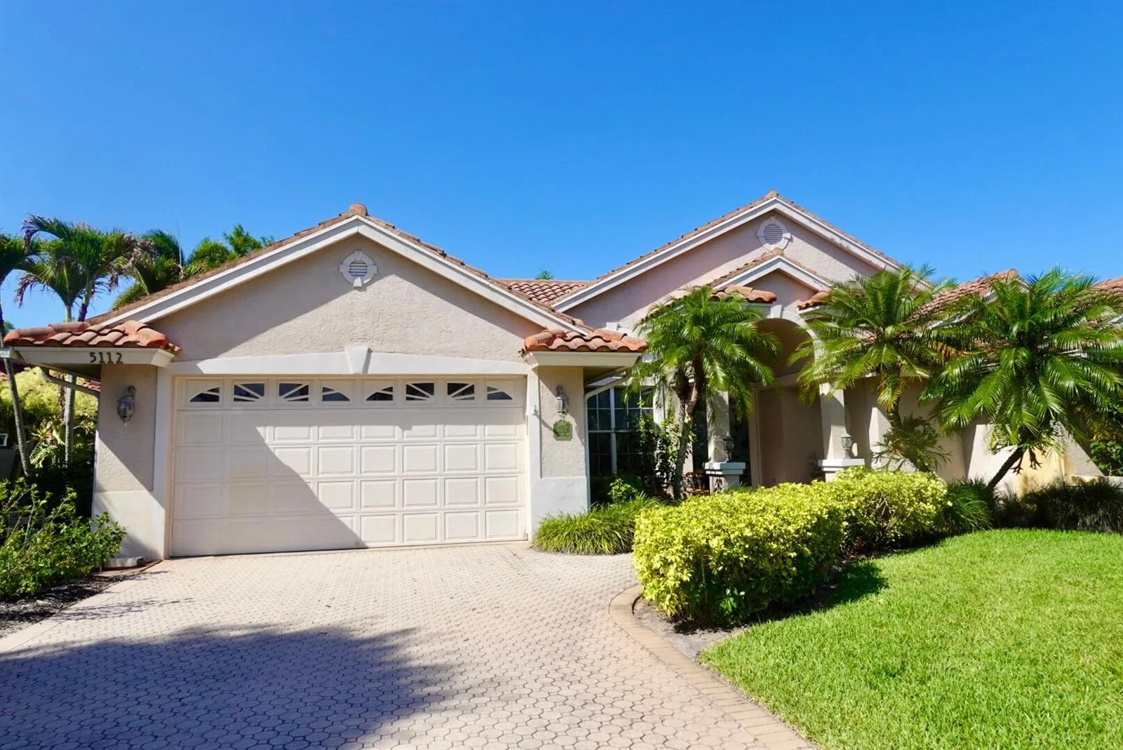 5112 SE Lost Lake Way, Hobe Sound, FL 33455