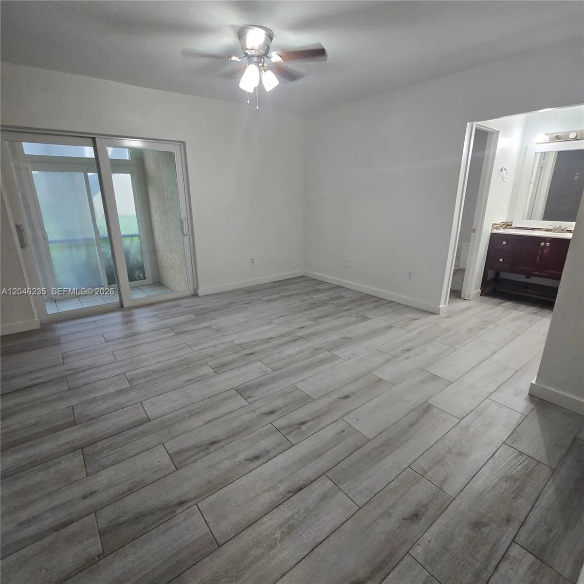 8401 SW 107th Ave # 147E, Miami, FL 33173 photo 4