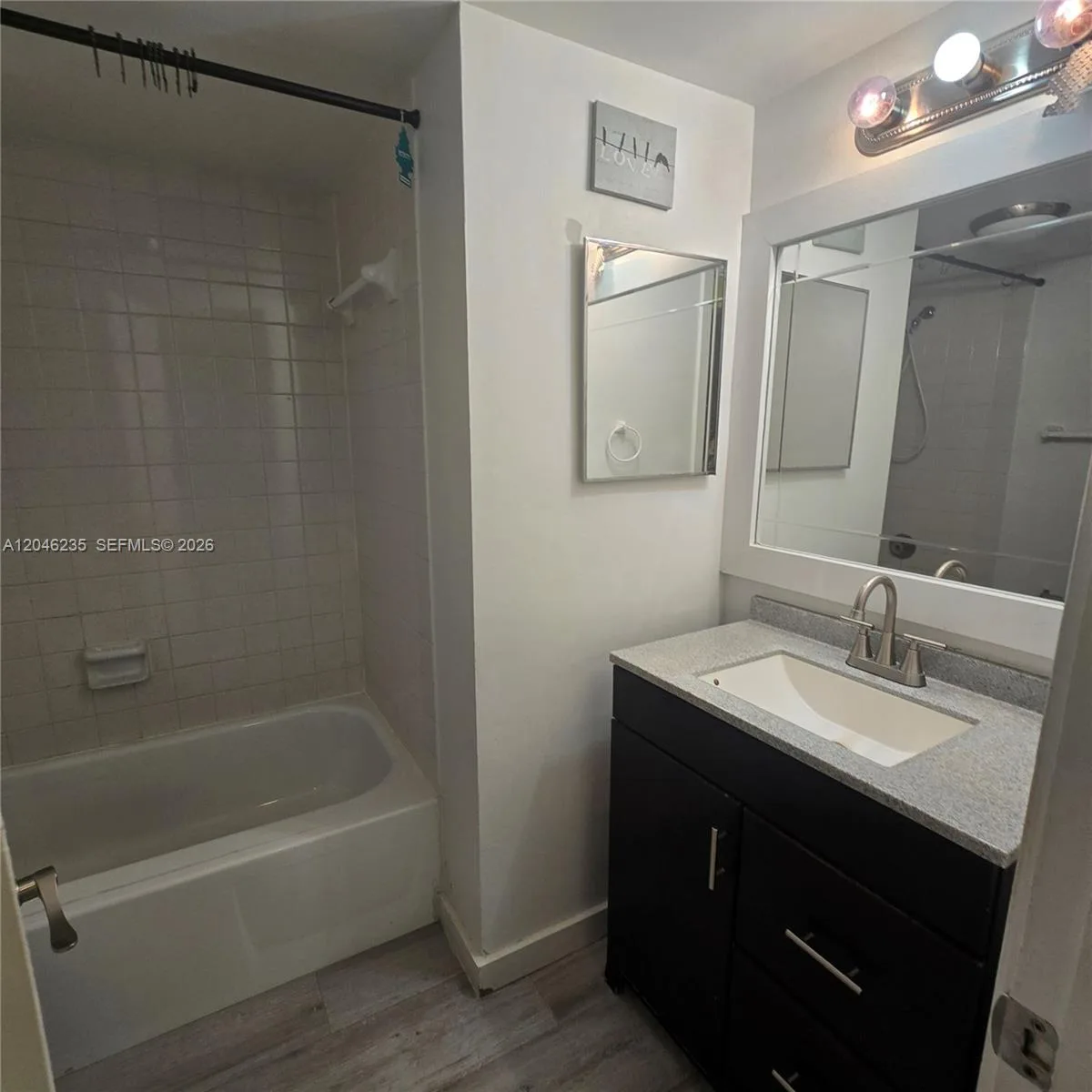 8401 SW 107th Ave # 147E, Miami, FL 33173 photo 5