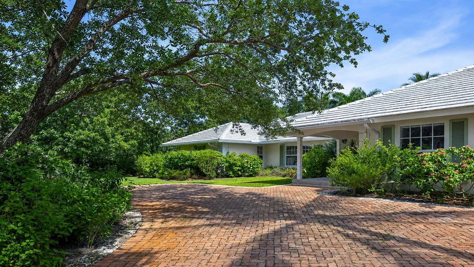 335 Old School Road, Gulf Stream, FL 33483 photo 6