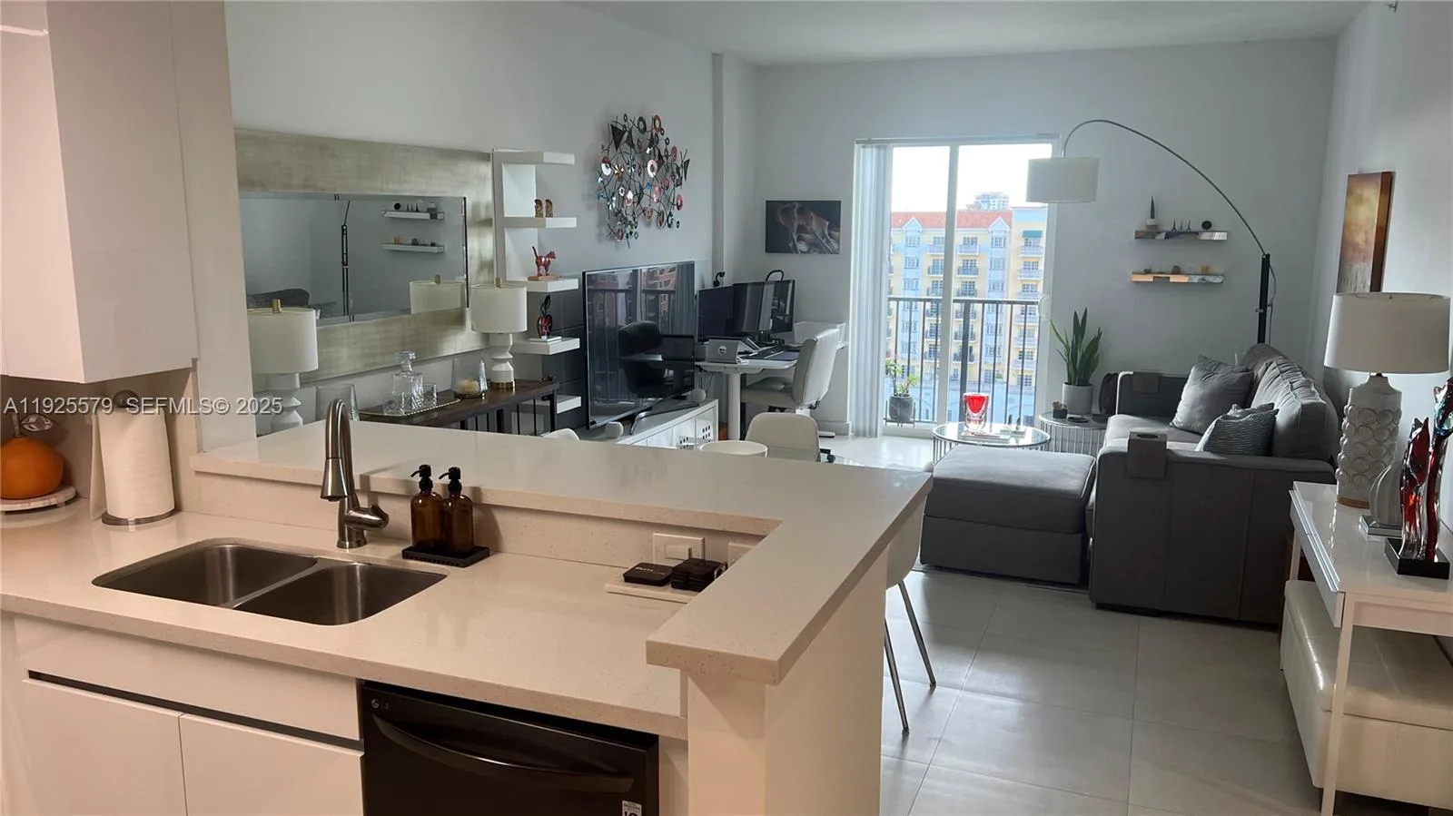 10 Aragon Ave # 1019, Coral Gables, FL 33134