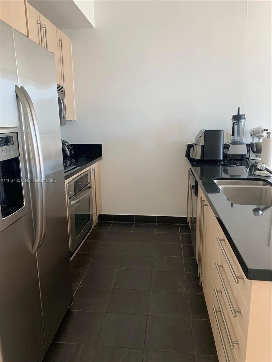 79 SW 12th St # 2703-S, Miami, FL 33130 photo 10