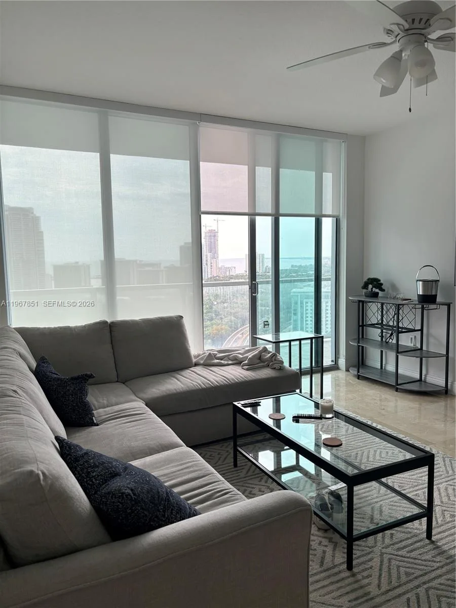 79 SW 12th St # 2703-S, Miami, FL 33130 photo 5