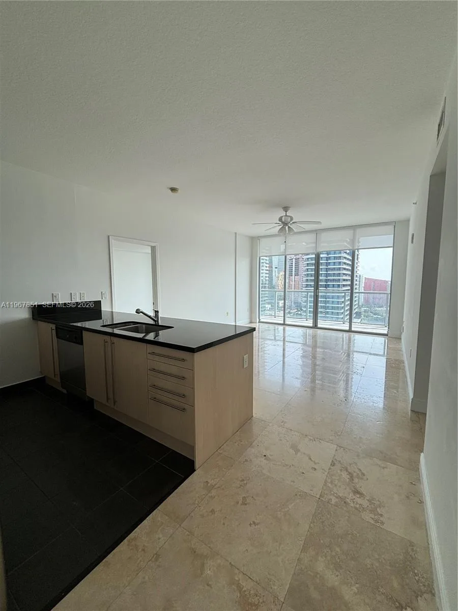 79 SW 12th St # 2703-S, Miami, FL 33130 photo 8