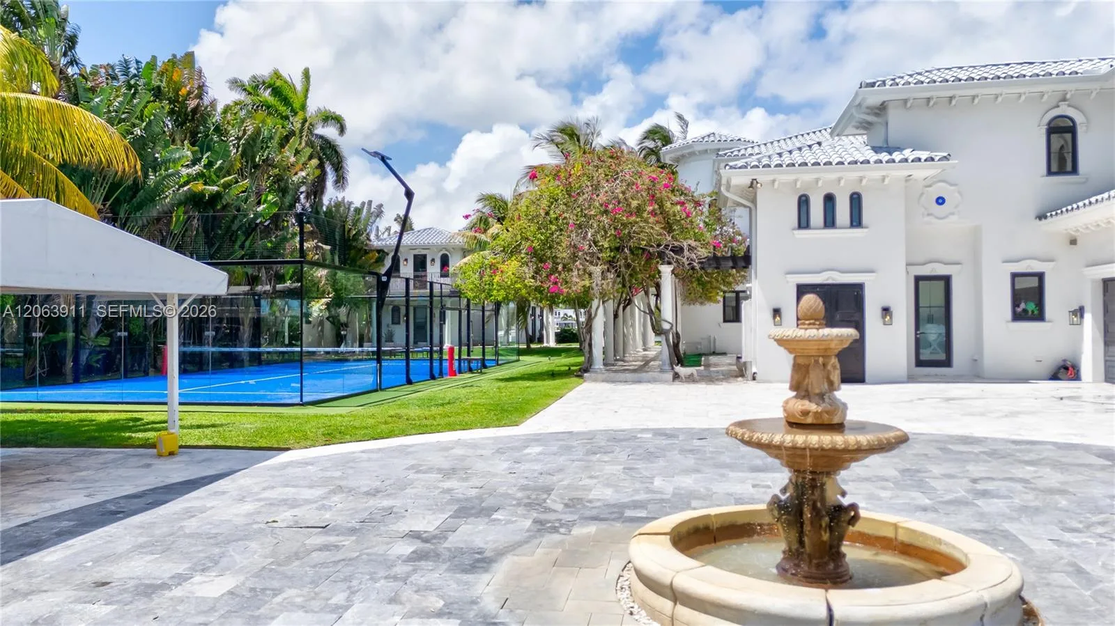900 S Northlake Dr, Hollywood, FL 33019 photo 13