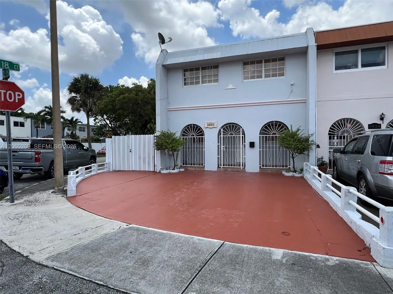 1820 W 72nd Pl, Hialeah, FL 33014