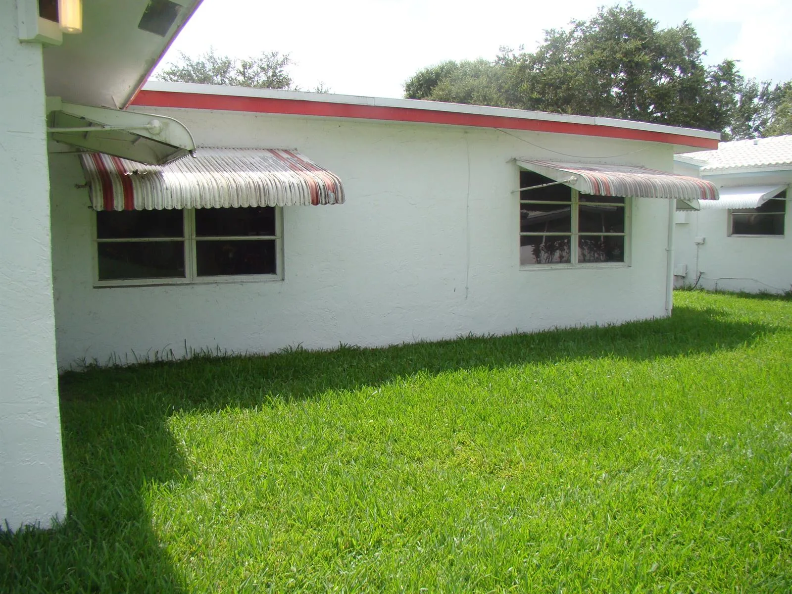 1611 NW 82nd Terrace, Plantation, FL 33322 photo 5