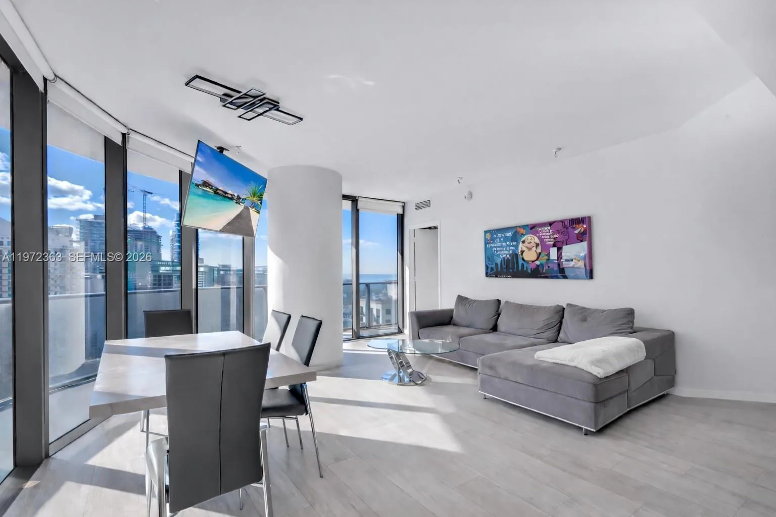 55 SW 9th St # 3703, Miami, FL 33130 photo 10