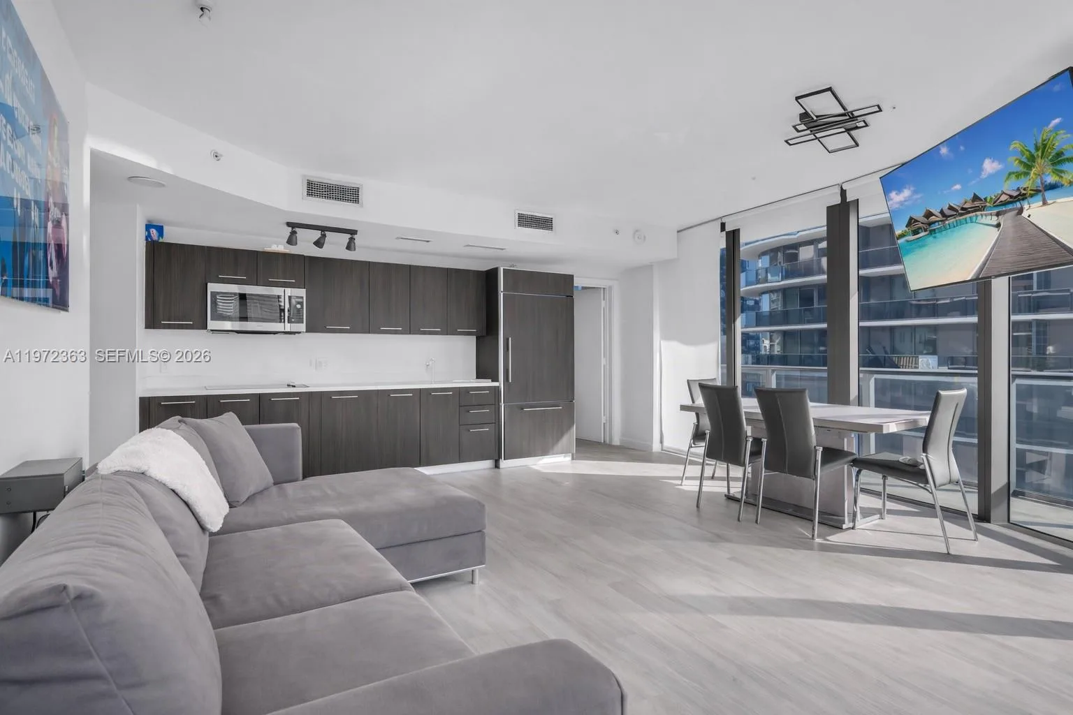 55 SW 9th St # 3703, Miami, FL 33130 photo 8