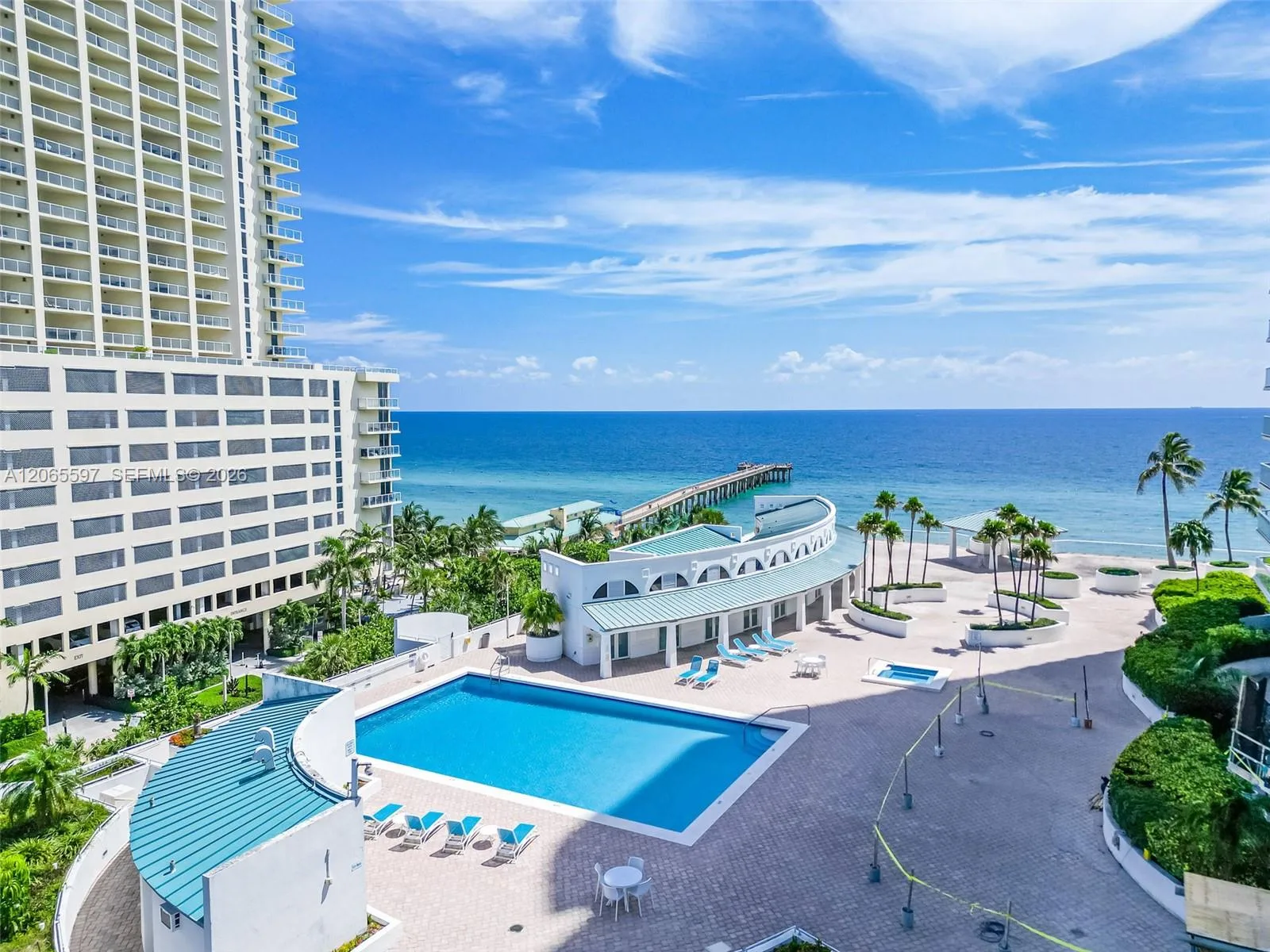 16485 Collins Ave # PH35C, Sunny Isles Beach, FL 33160 photo 2