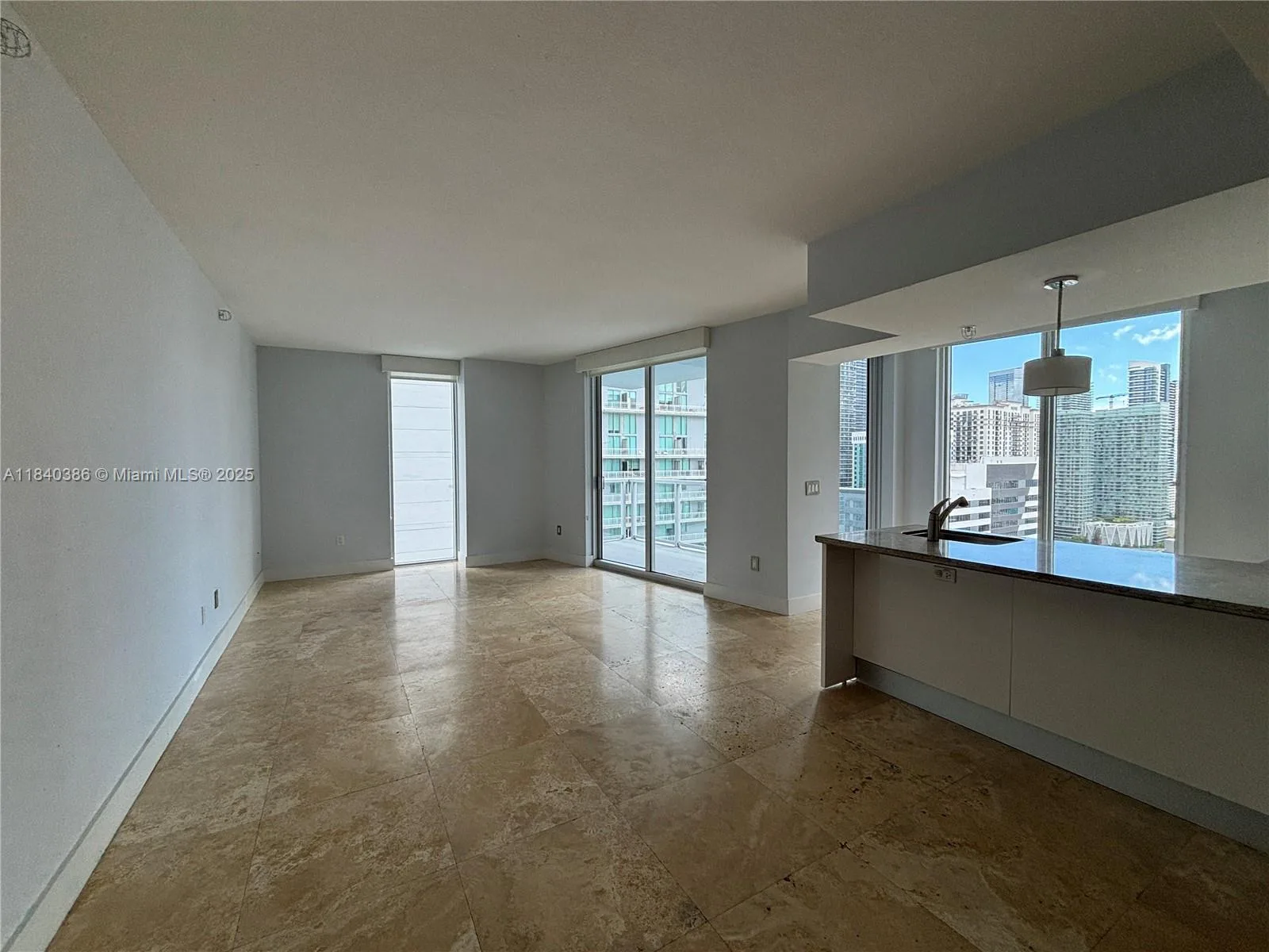 185 SW 7th St # 2612, Miami, FL 33130