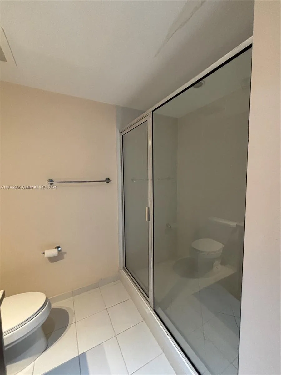 185 SW 7th St # 2612, Miami, FL 33130 photo 10