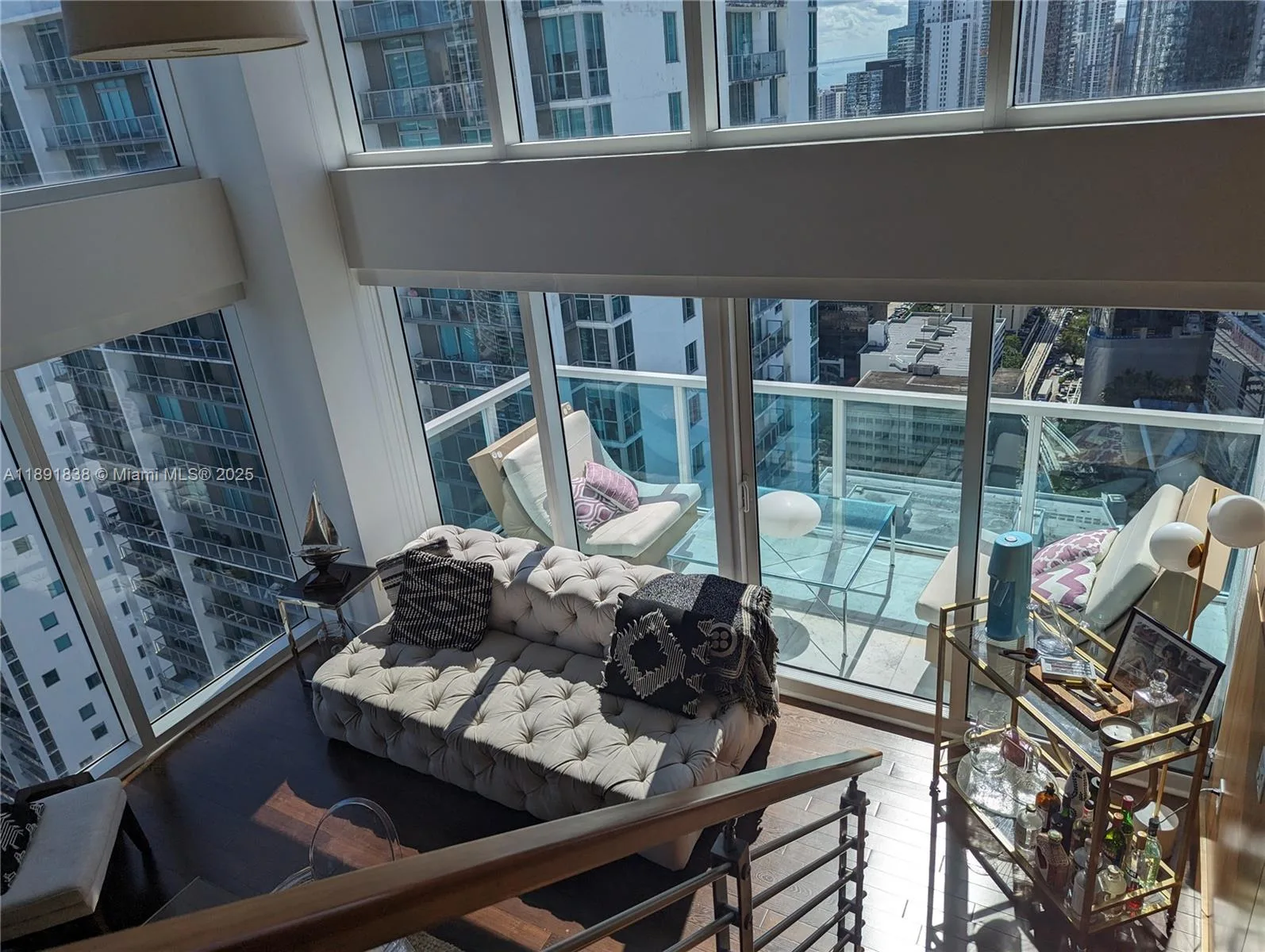 41 SE 5th St # 2302, Miami, FL 33131 photo 11