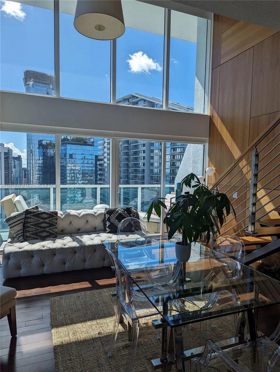 41 SE 5th St # 2302, Miami, FL 33131 photo 4