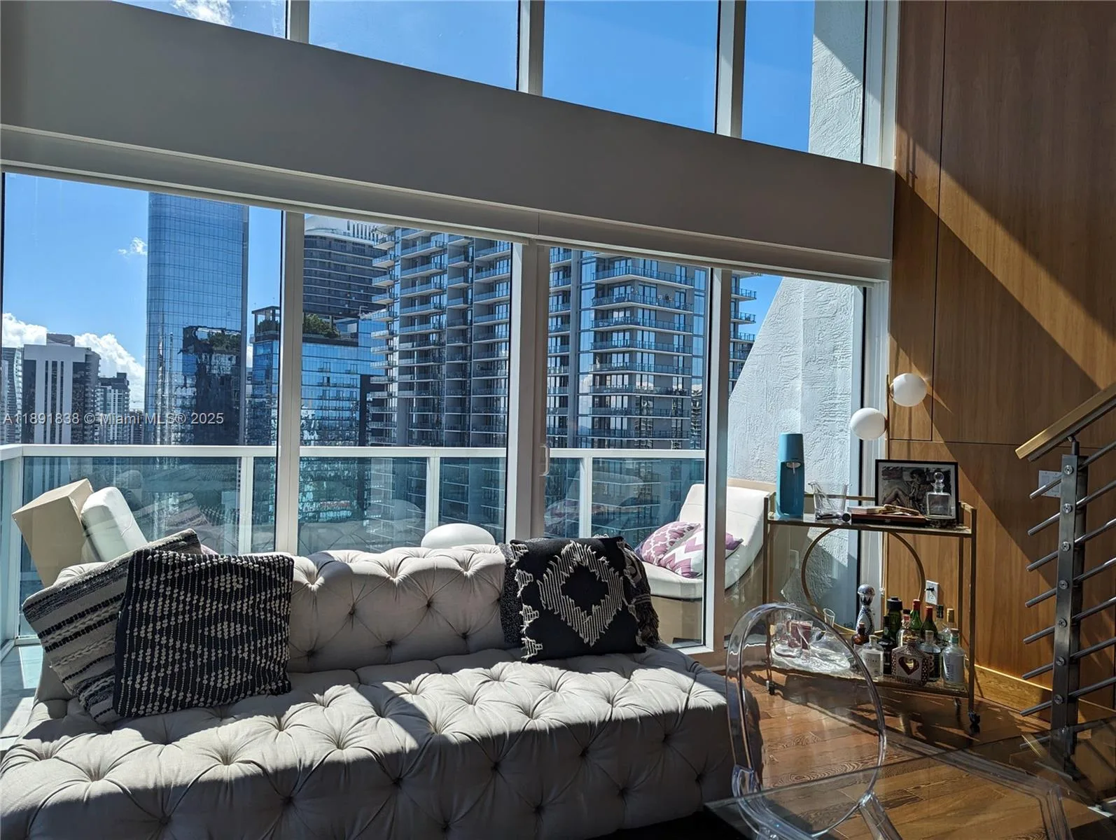 41 SE 5th St # 2302, Miami, FL 33131 photo 7