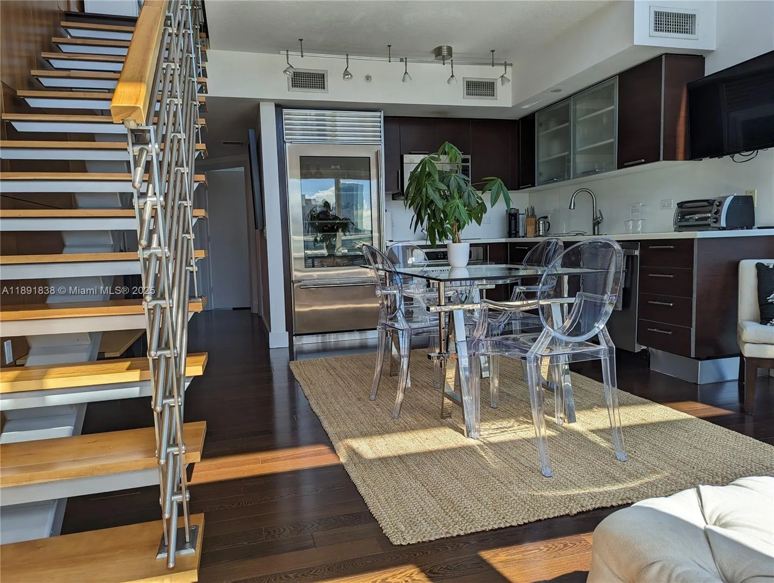 41 SE 5th St # 2302, Miami, FL 33131 photo 9