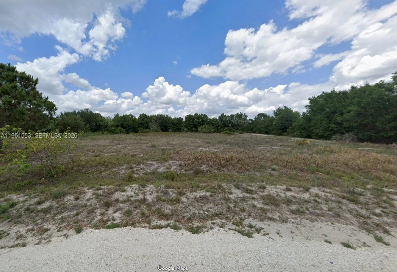 1906 W Bermuda Rd, Avon Park, FL 33825