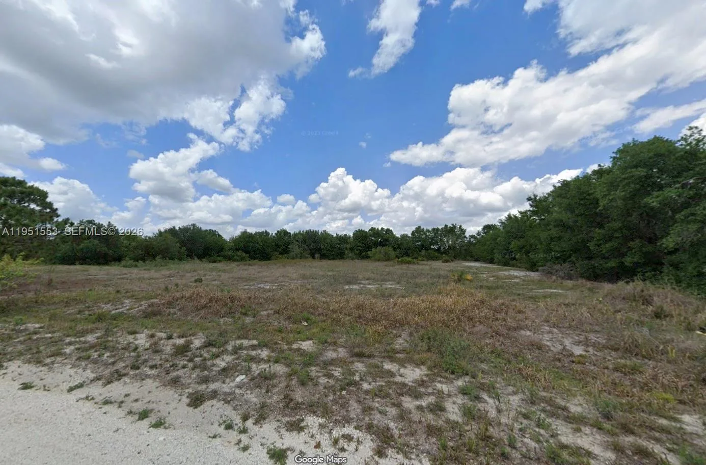 1906 W Bermuda Rd, Avon Park, FL 33825 photo 5