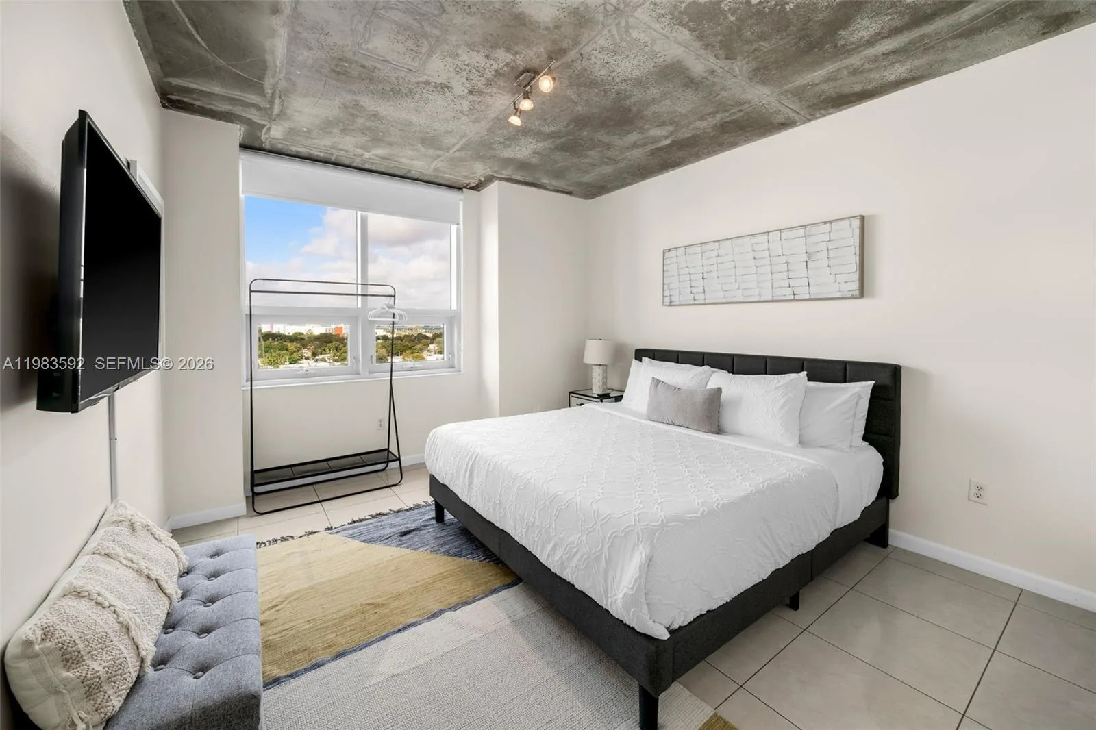 3250 NE 1st Ave # 814, Miami, FL 33137 photo 11