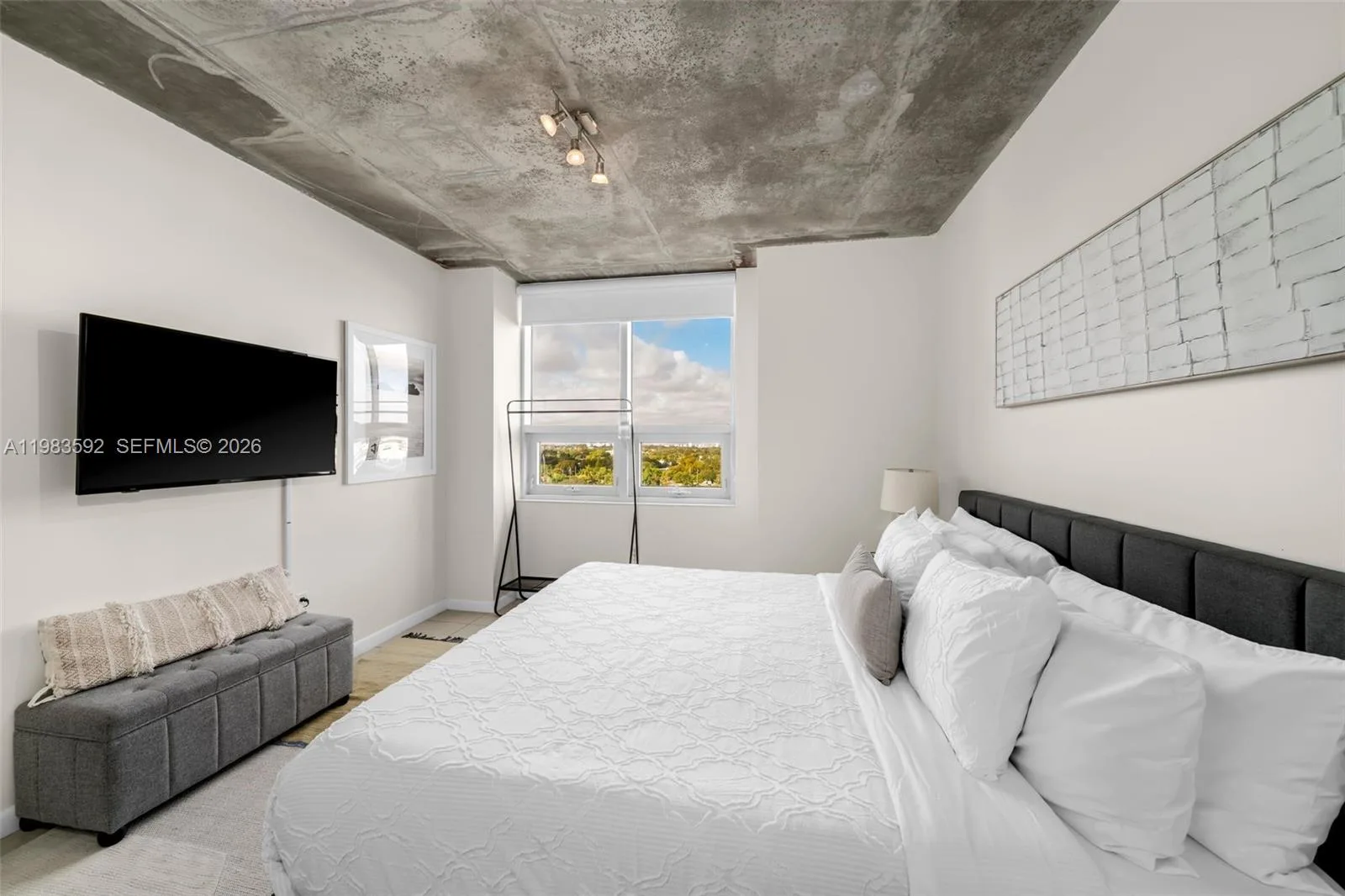 3250 NE 1st Ave # 814, Miami, FL 33137 photo 12