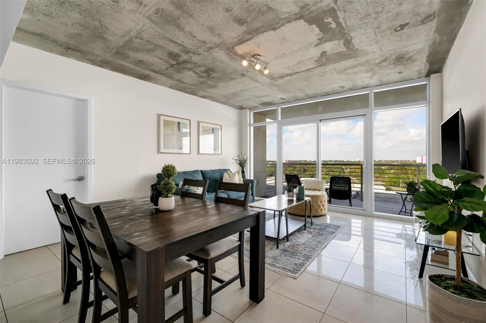 3250 NE 1st Ave # 814, Miami, FL 33137 photo 7