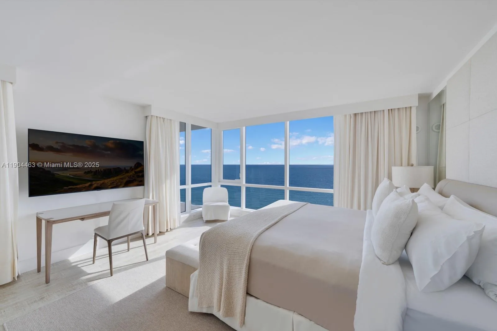 102 24th St # 1519, Miami Beach, FL 33139 photo 4