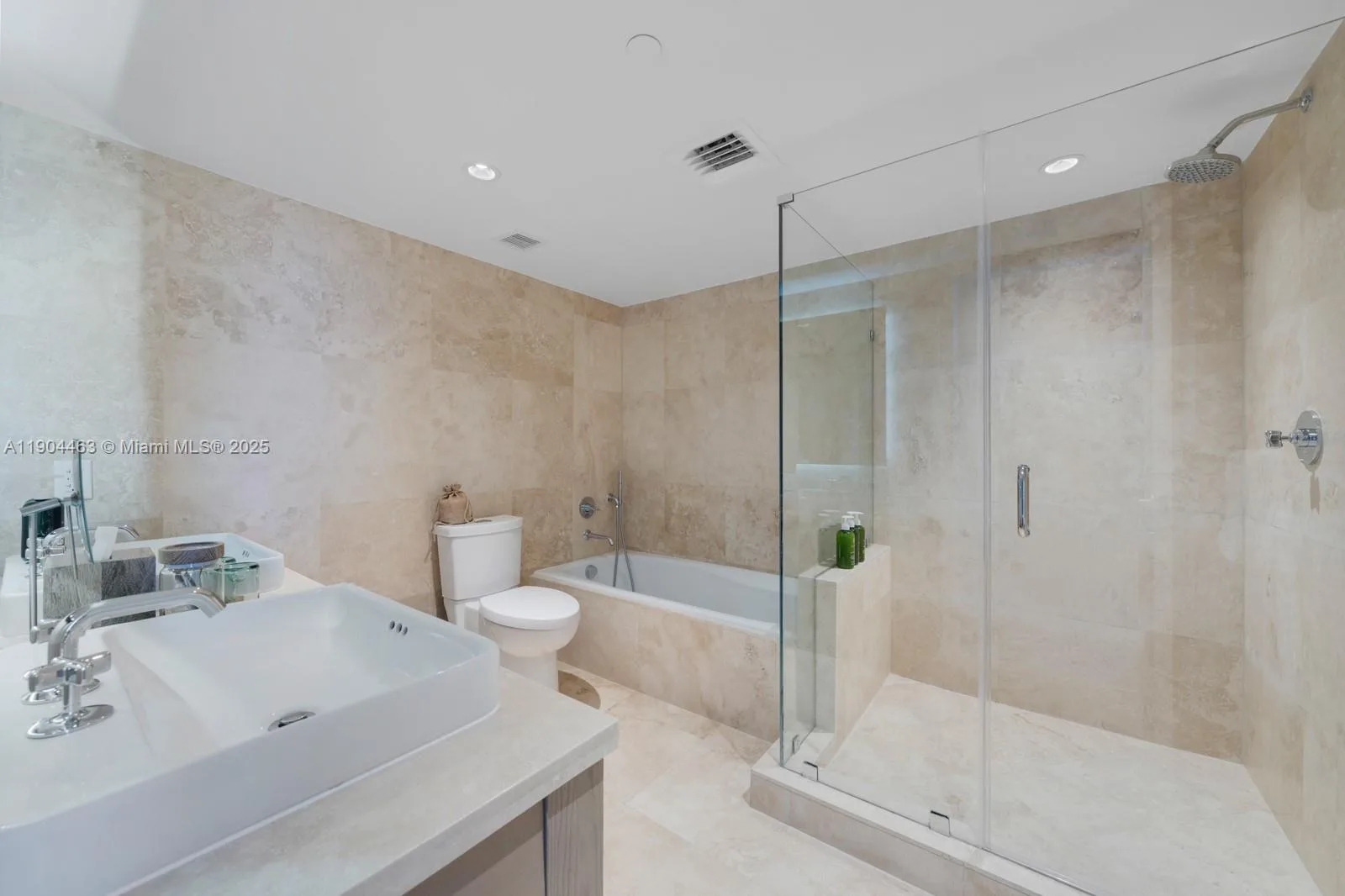 102 24th St # 1519, Miami Beach, FL 33139 photo 5