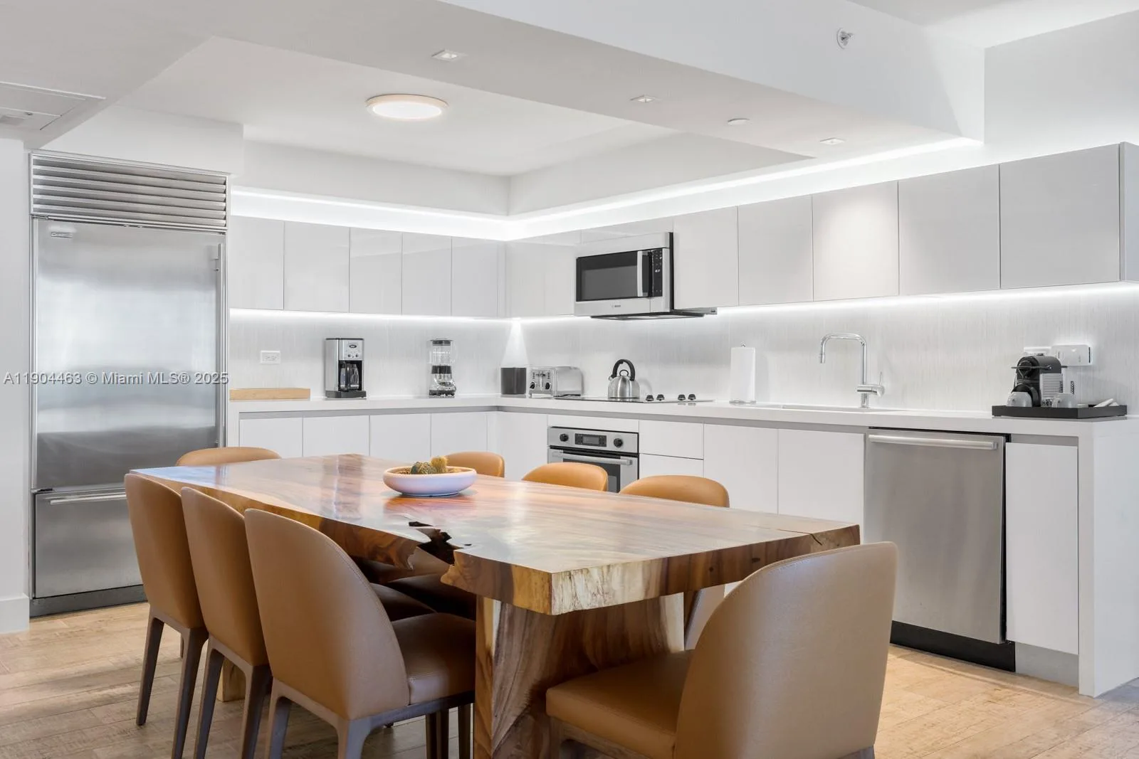 102 24th St # 1519, Miami Beach, FL 33139 photo 8