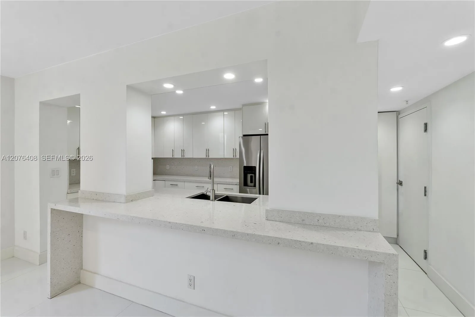90 Edgewater Dr # 104, Coral Gables, FL 33133 photo 6