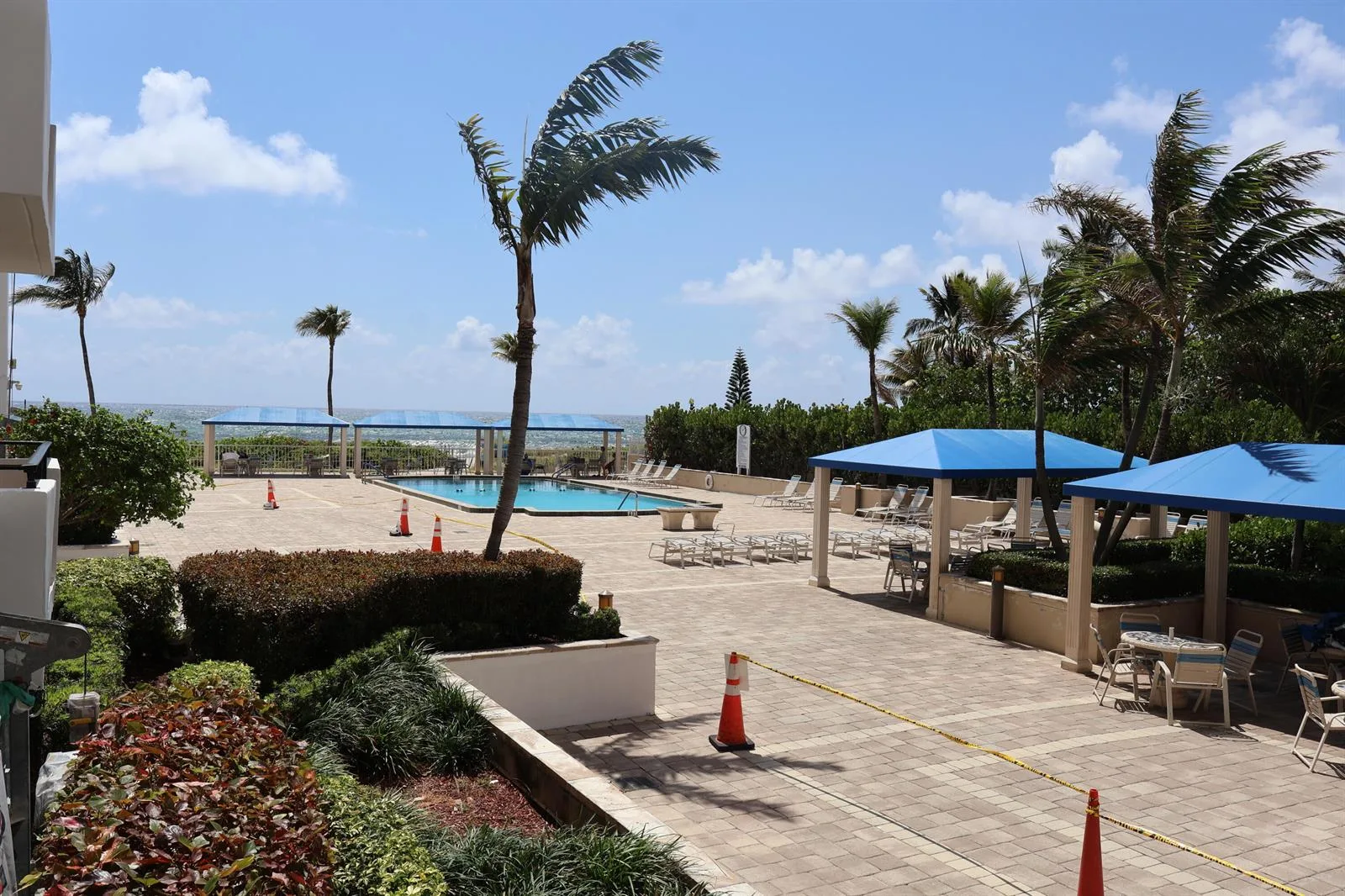 2000 S OCEAN Boulevard # LG, Lauderdale By The Sea, FL 33062