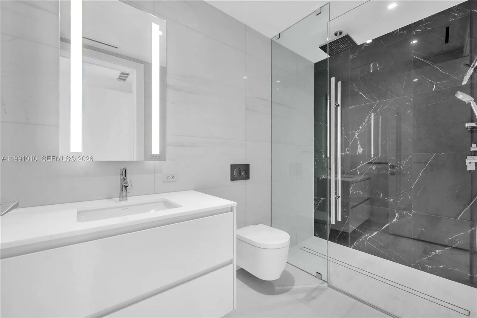 300 Biscayne Boulevard Way # 1902E, Miami, FL 33131 photo 13