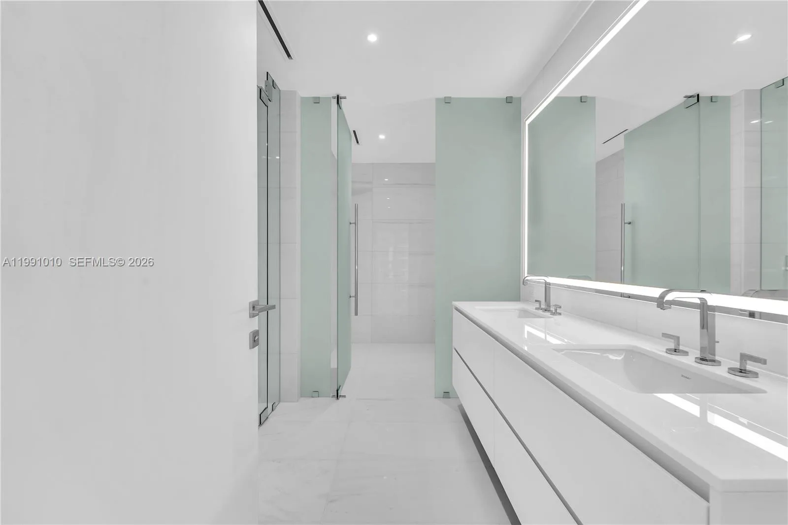 300 Biscayne Boulevard Way # 1902E, Miami, FL 33131 photo 9