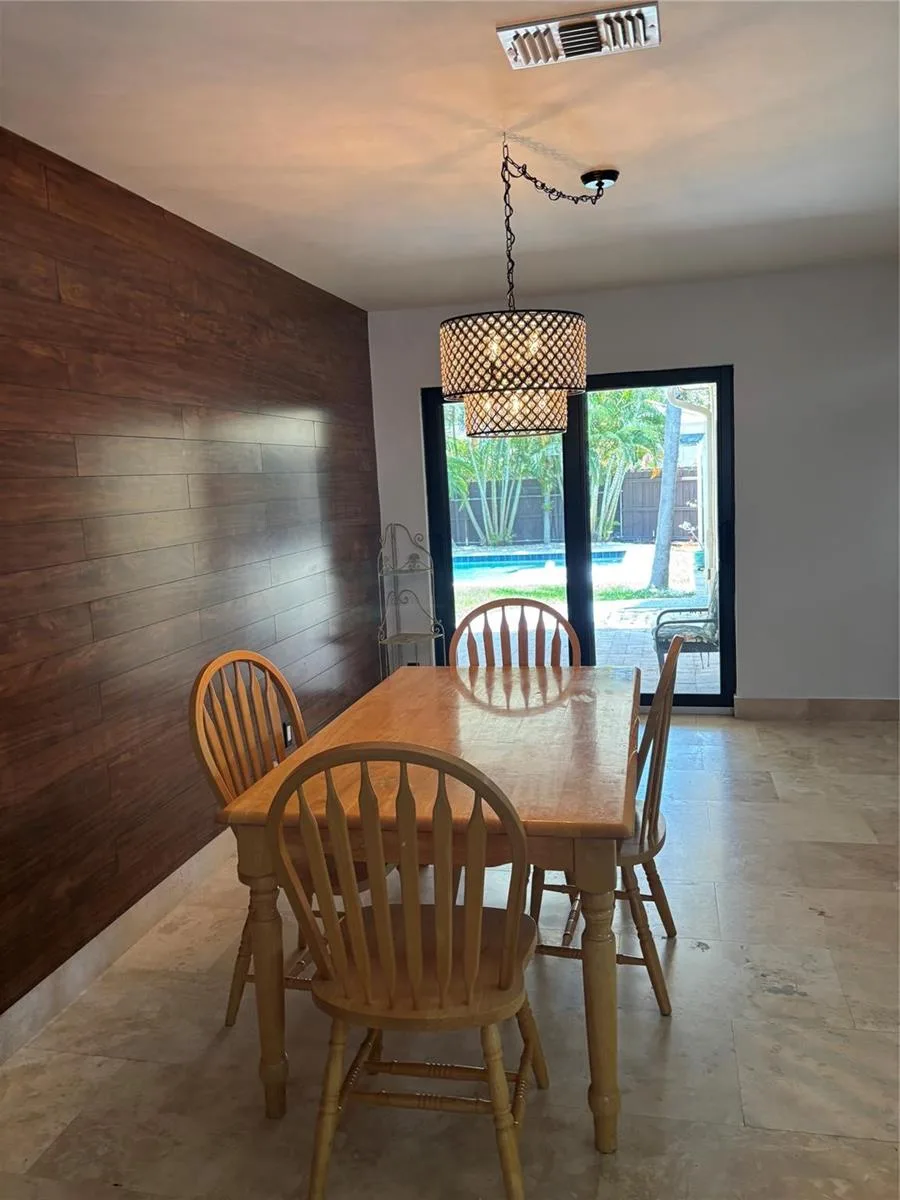 1126 LINCOLN Street, Hollywood, FL 33019 photo 12