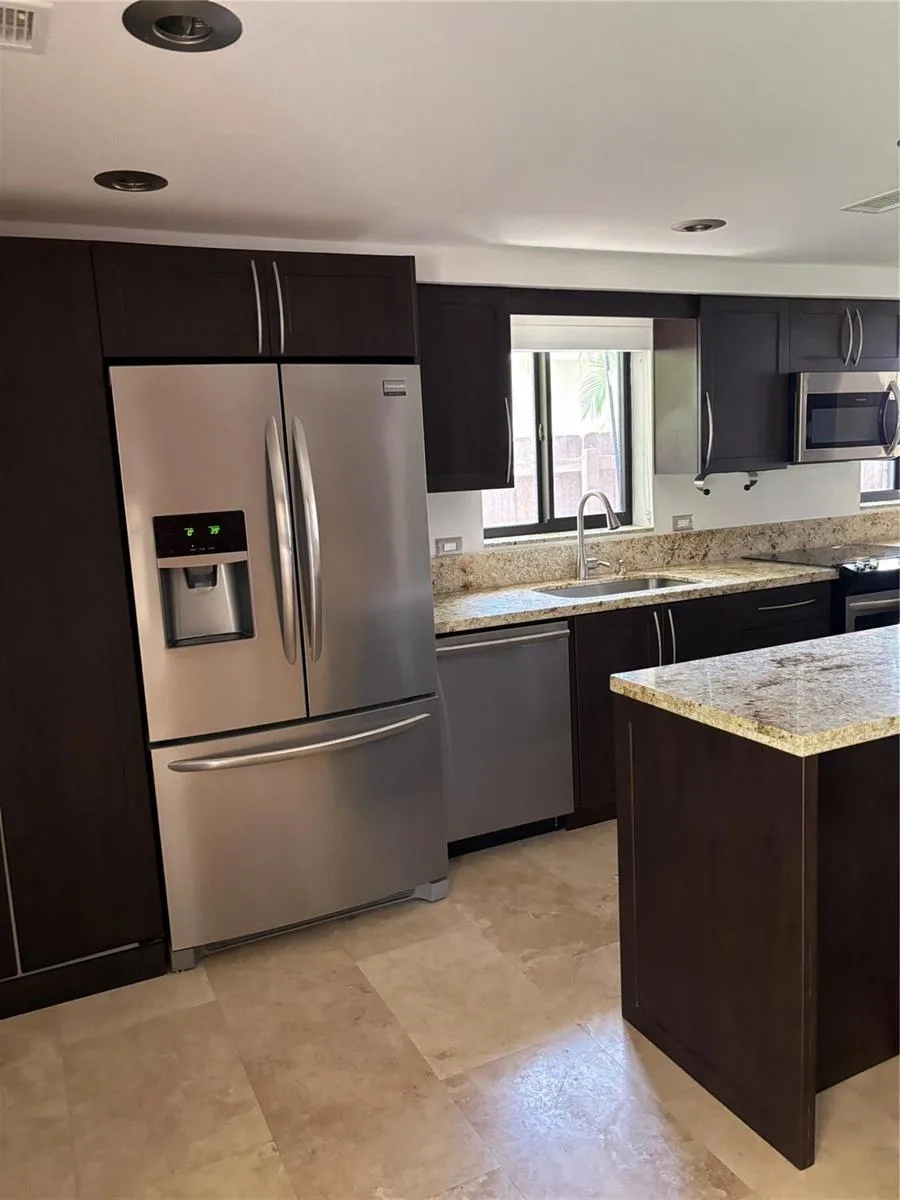 1126 LINCOLN Street, Hollywood, FL 33019 photo 9