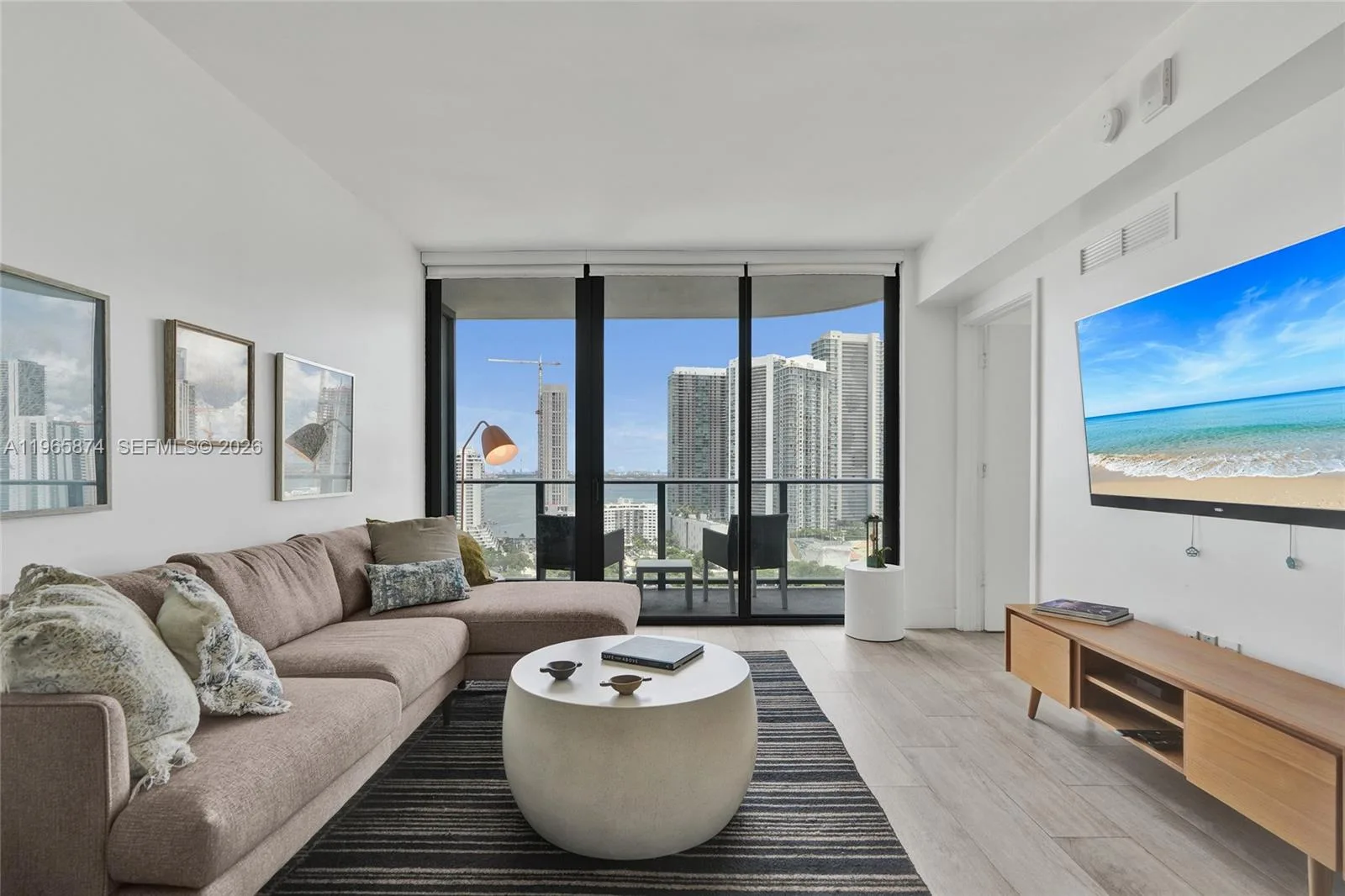 121 NE 34th St # 2205, Miami, FL 33137