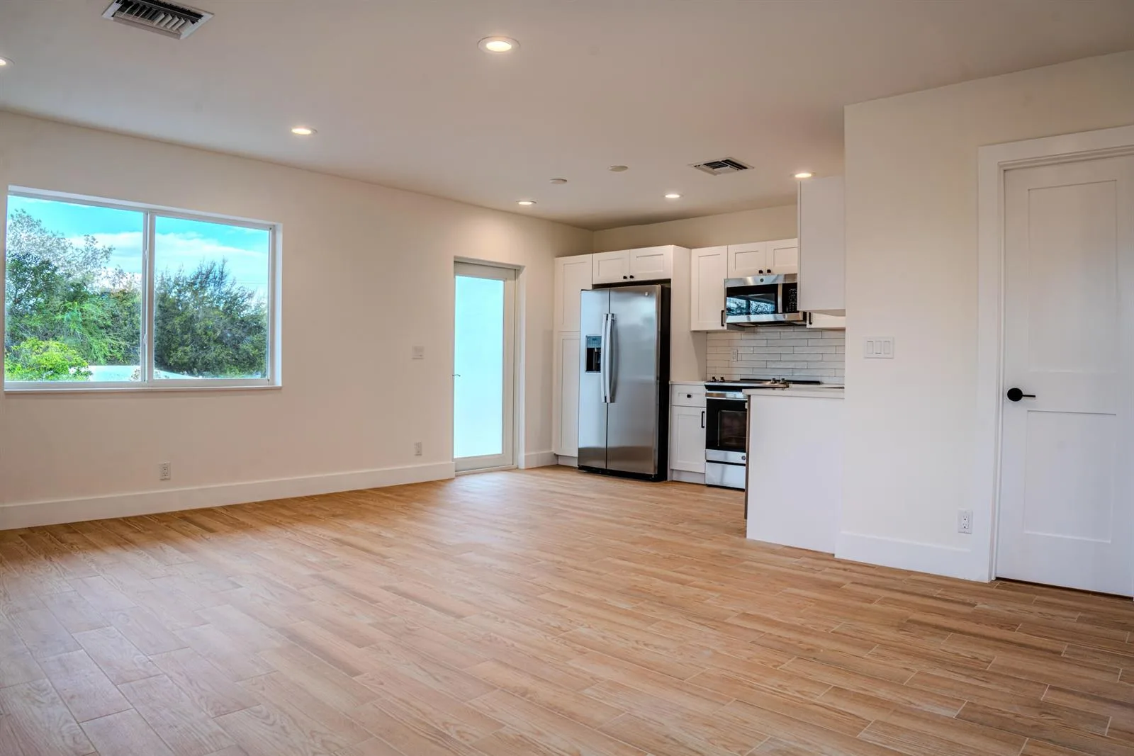 238 SE 1st Avenue # 5, Delray Beach, FL 33444 photo 2