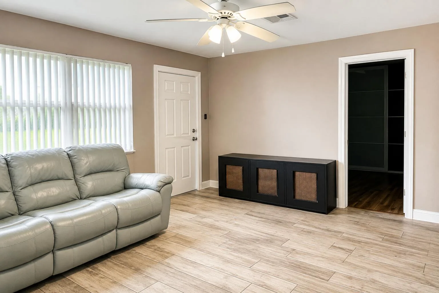 4344 S Mary Circle, Palm Beach Gardens, FL 33410 photo 3