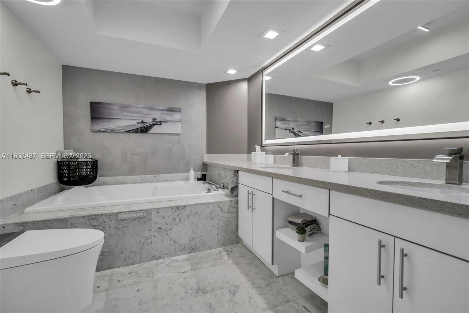 16445 Collins Ave # 925, Sunny Isles Beach, FL 33160 photo 9