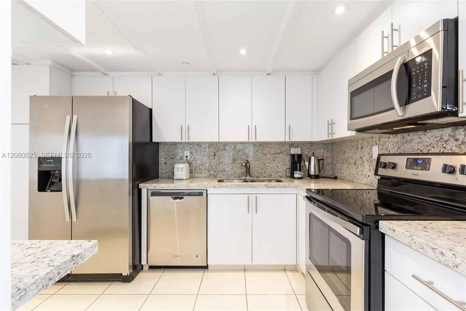 2000 Towerside Ter # 1103, Miami, FL 33138