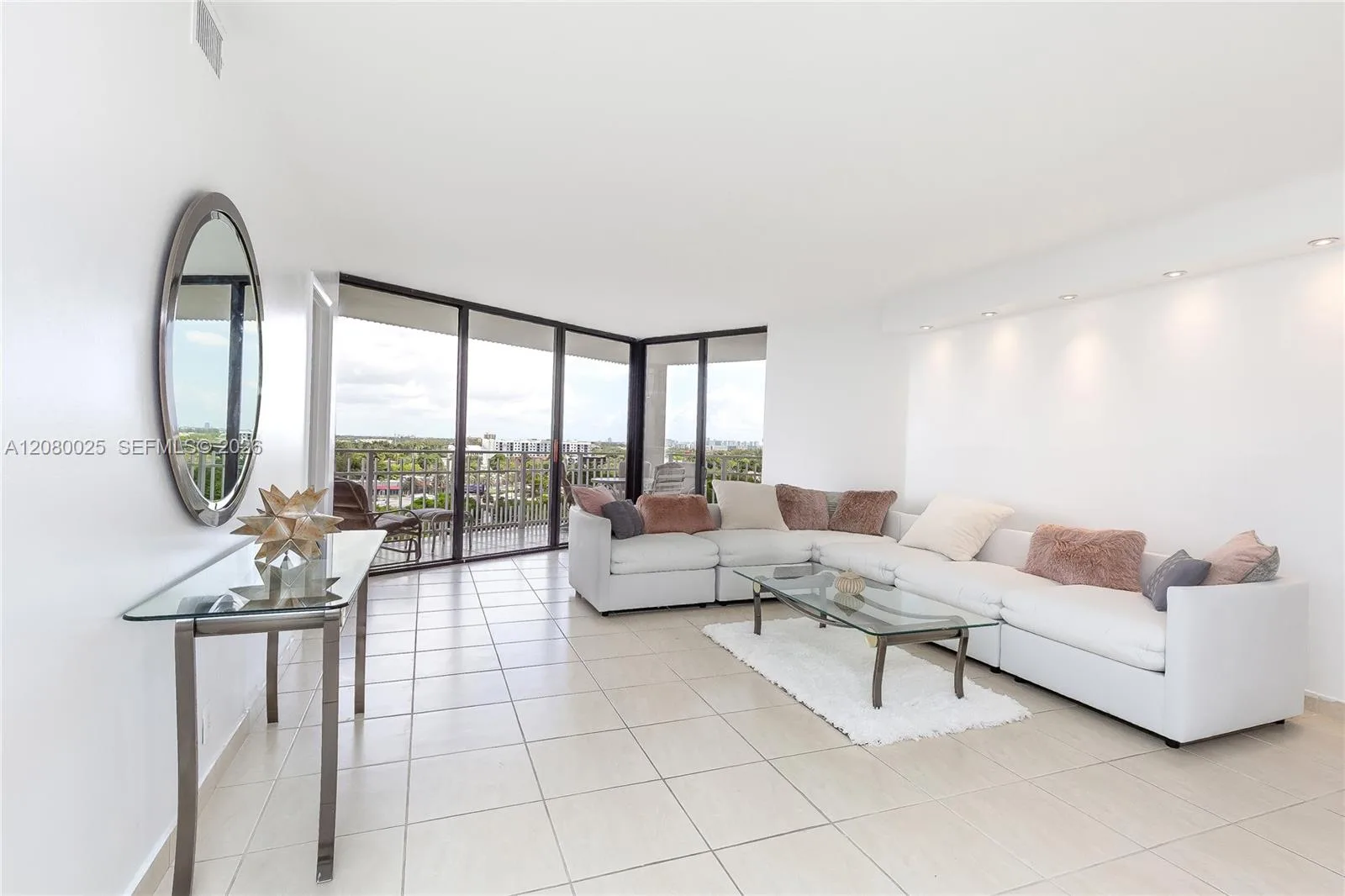 2000 Towerside Ter # 1103, Miami, FL 33138 photo 2